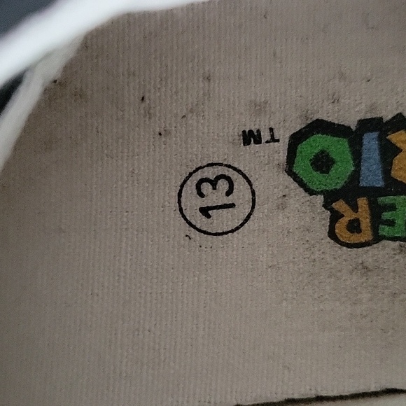 Ground Up Official Nintendo Super Mario Shoes - Picture 15 of 15